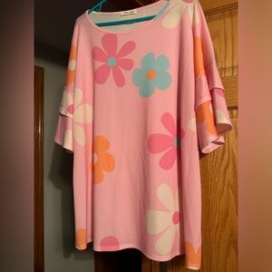 Retro flower top
